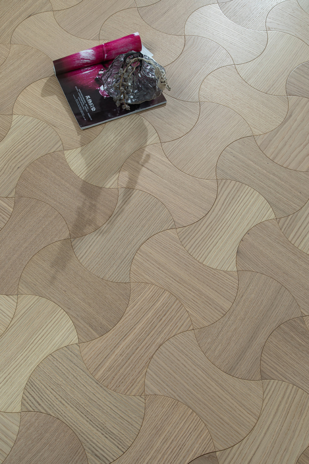 YXPX611 Natural Oak Hourglass Silhouette Artistic Flowing Parquet Flooring | Wasp Waist Series