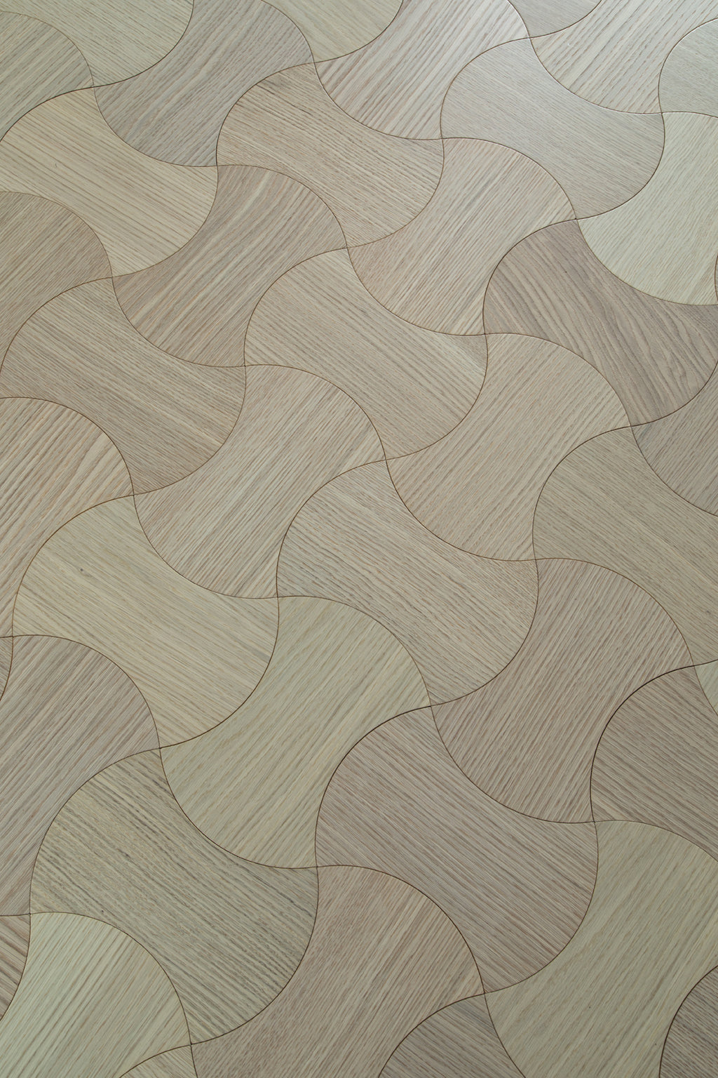 YXPX612 Creamy White Oak Hourglass Silhouette Soft Flowing Artistic Parquet Flooring | Wasp Waist Series