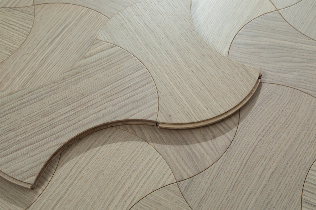 YXPX612 Creamy White Oak Hourglass Silhouette Soft Flowing Artistic Parquet Flooring | Wasp Waist Series