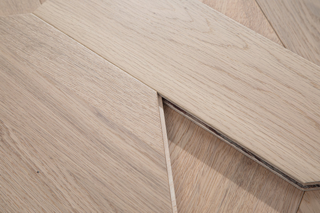 YXPX620   Natural Oak Woven Knot Pattern Oriental Modern Artistic Parquet Flooring | Chinese Knot Series