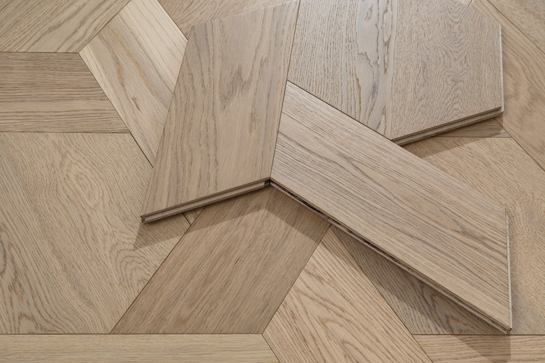 YXPX625 Light Oak Hexagonal Chevron Modern Geometric Parquet Flooring | Honeycomb Motif Series