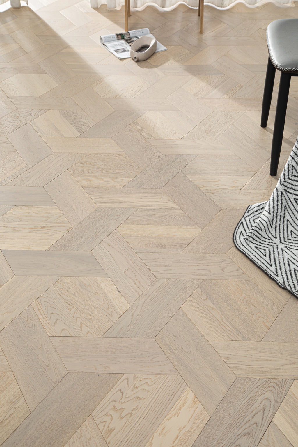 YXPX626 Light Oak Hexagonal Chevron Modern Geometric Parquet Flooring | Honeycomb Motif Series