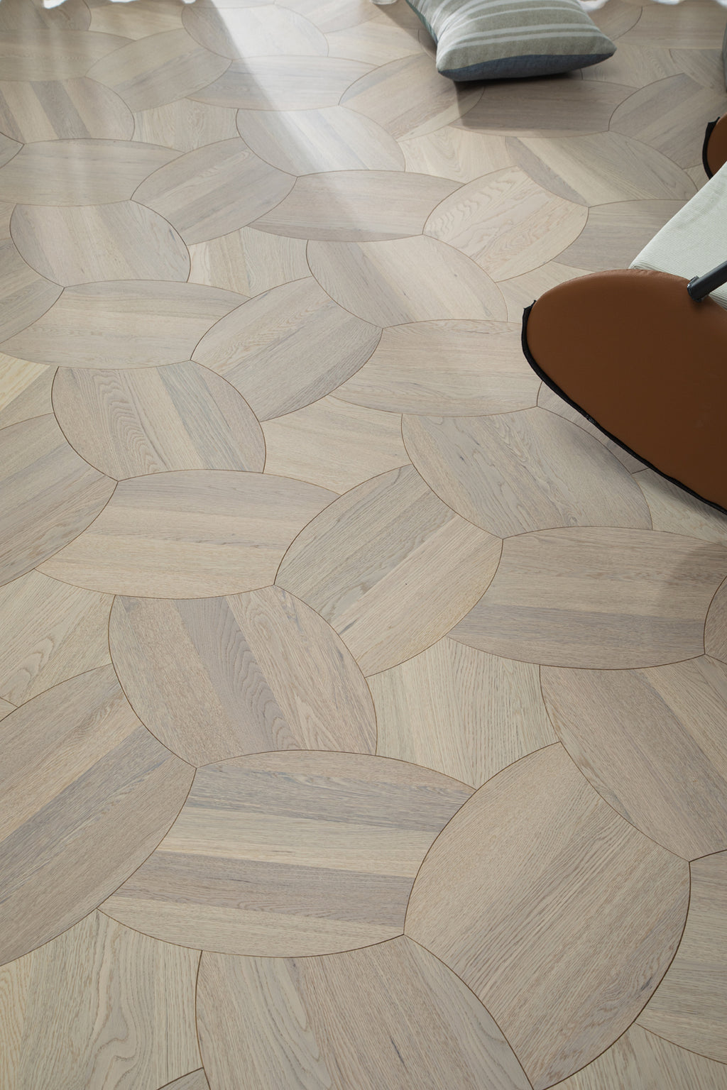 YXPX628 Oak Petal Marquetry Organic Floral Parquet Flooring | Lotus Flower Series