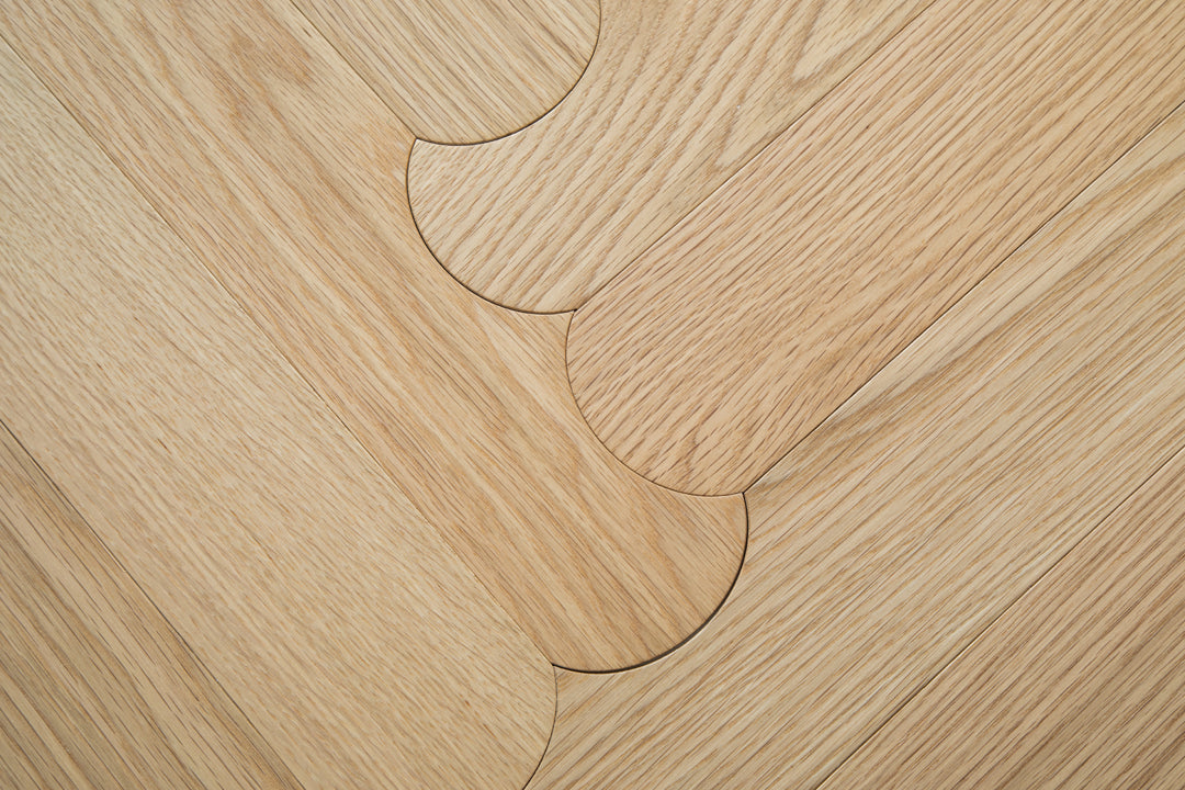 YXPX629 Natural Oak Scalloped Edge Soft Romantic Parquet Flooring | Scalloped Herringbone Series