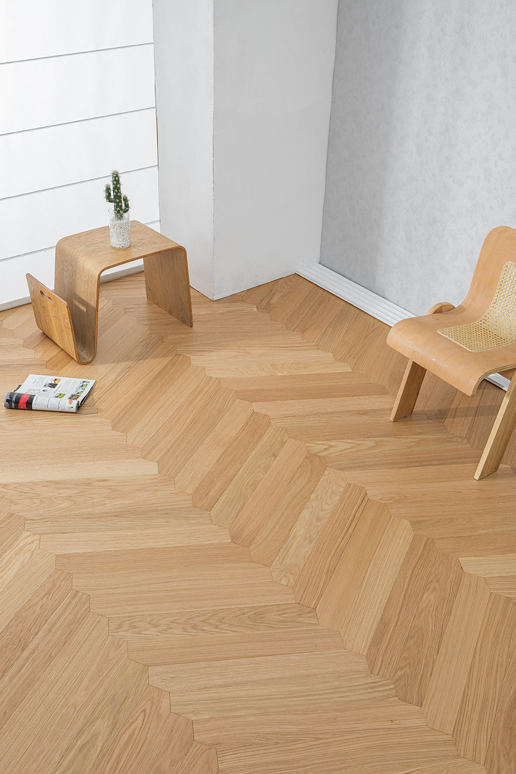 YXPX638 Natural Oak Wide Herringbone Flowing Ribbon-Like Parquet Flooring | Ribbon Series