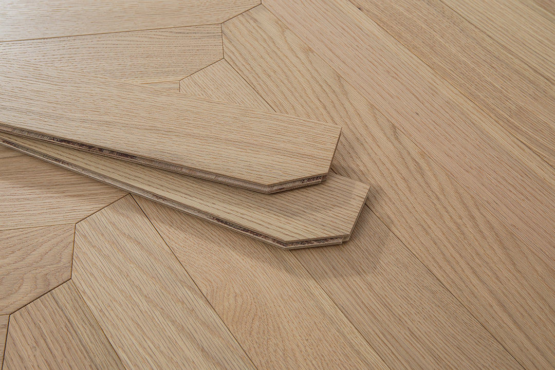 YXPX639 Natural Oak Wide Herringbone Flowing Ribbon-Like Parquet Flooring | Ribbon Series