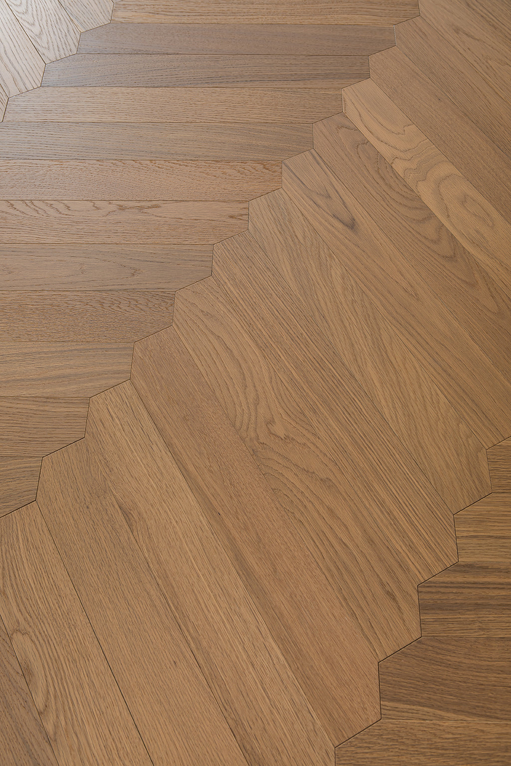 YXPX651 Warm Toasted Oak Wide Herringbone Flowing Timeless Parquet Flooring | Ribbon Series