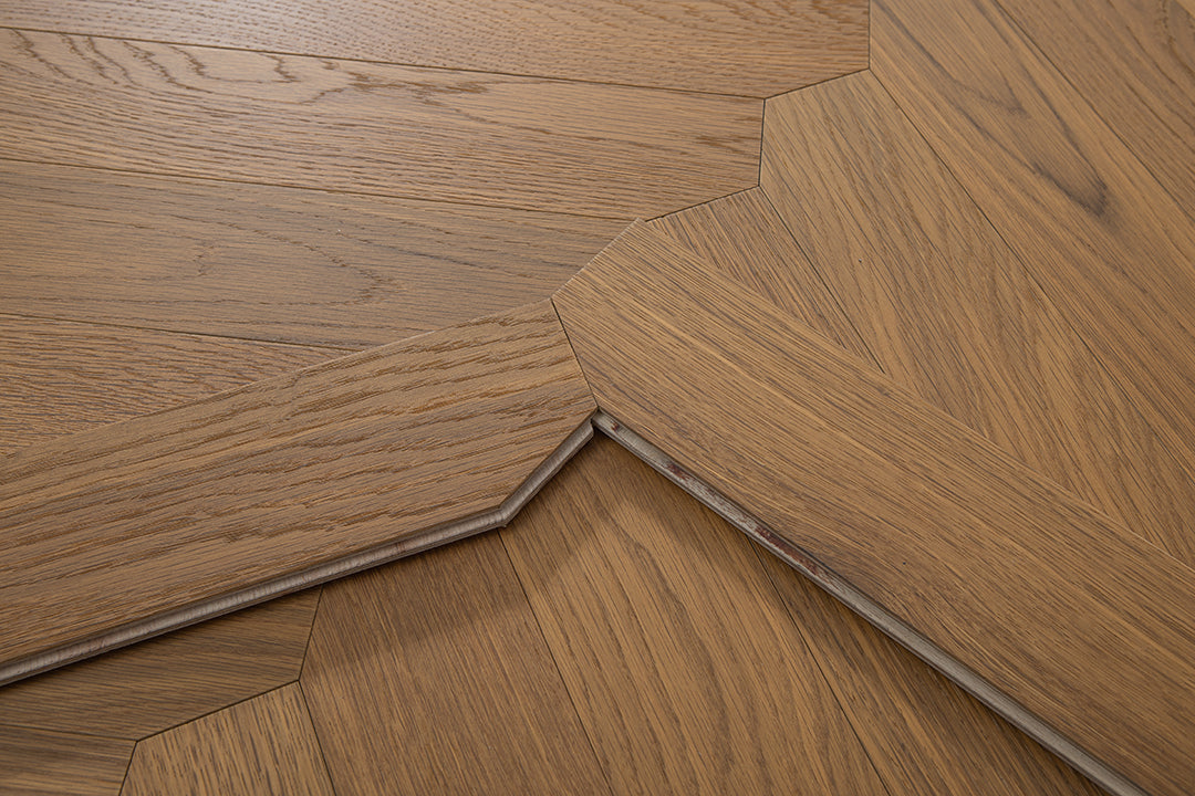 YXPX651 Warm Toasted Oak Wide Herringbone Flowing Timeless Parquet Flooring | Ribbon Series