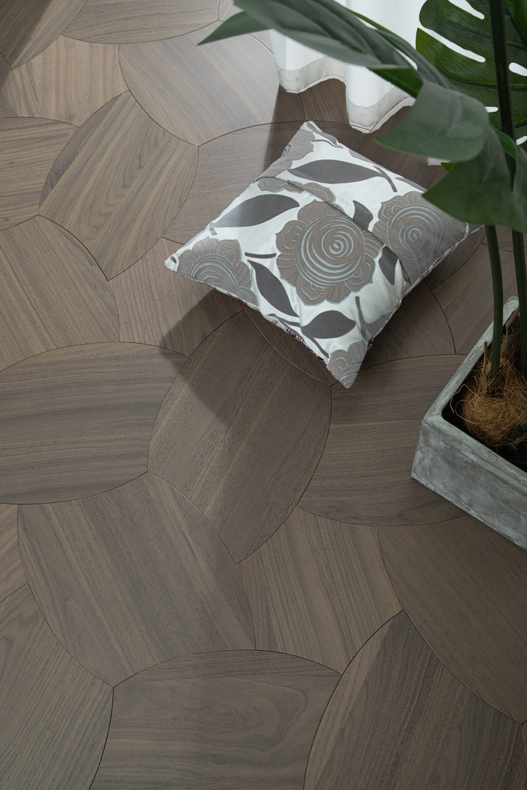 YXPH127 Black Walnut Petal-Shaped Modular Parquet Flooring | Lotus Flower Series