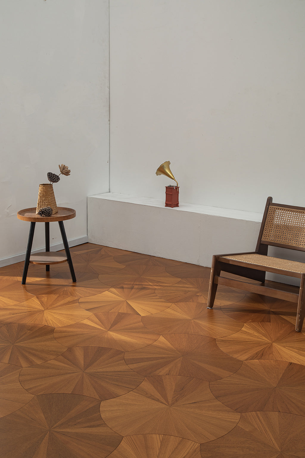 YXPY501 Teak Sunburst Radial Pattern Parquet Flooring | Lotus Leaf Series