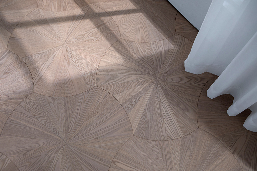 YXPS201 European Oak Circular Radial Pattern Parquet Flooring | Lotus Leaf Series