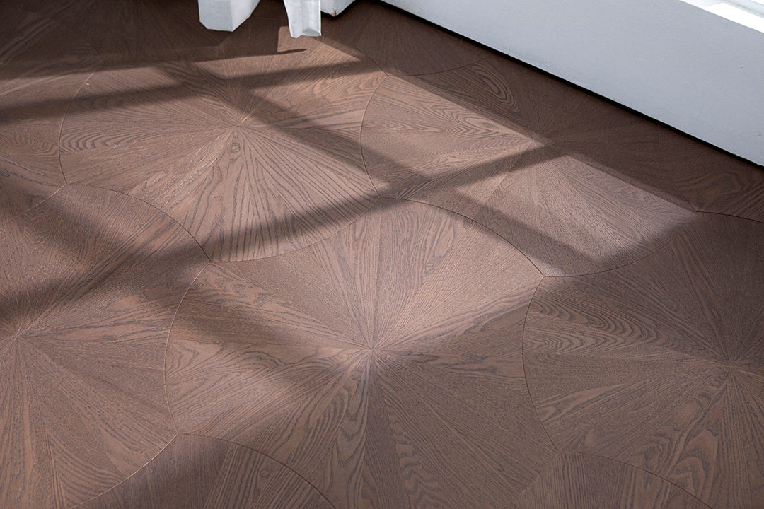 YXPS203 European Oak Circular Radial Pattern Parquet Flooring | Lotus Leaf Series
