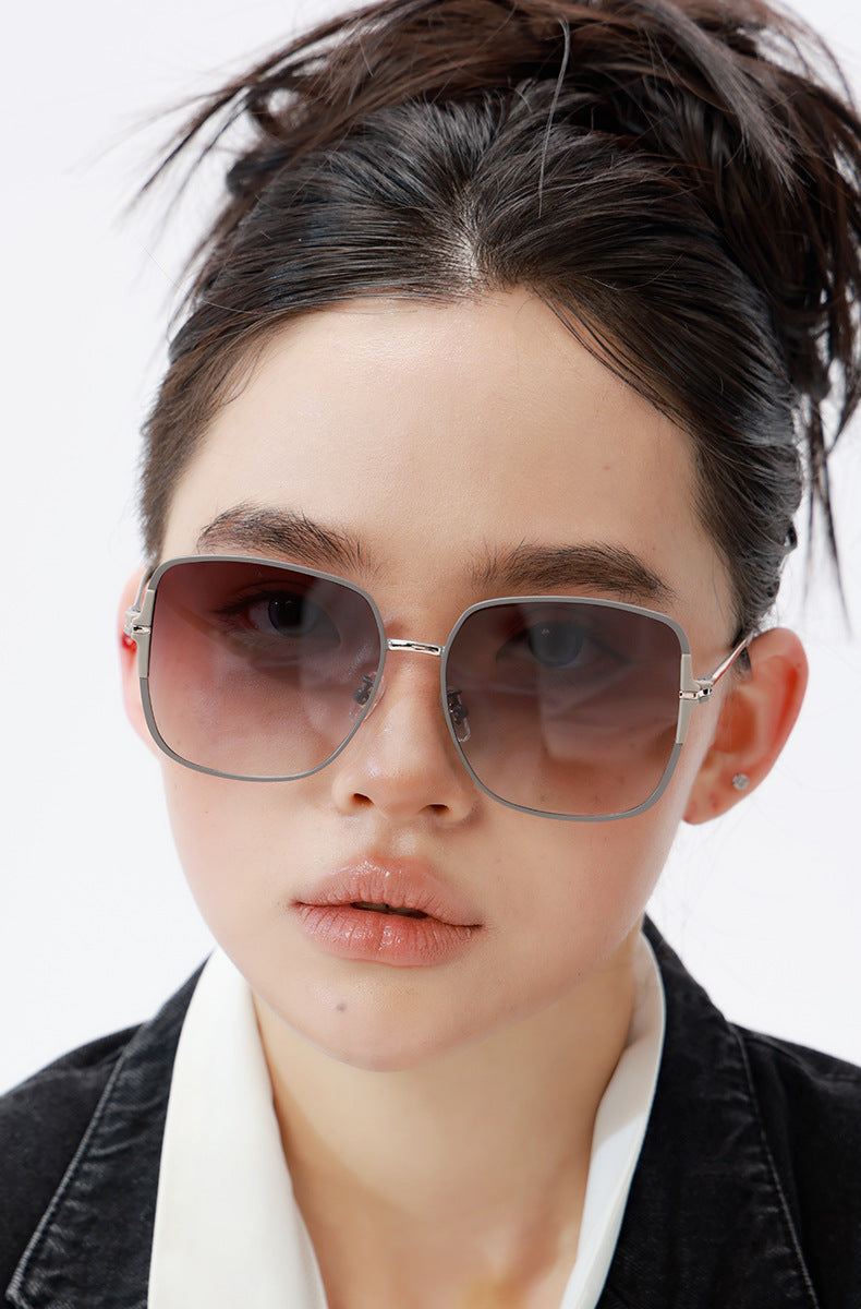 2025New European and American Fashion Square Frame Polarized Sunglasses for Women High-end Outdoor Sun Protection Sunglasses Wholesale