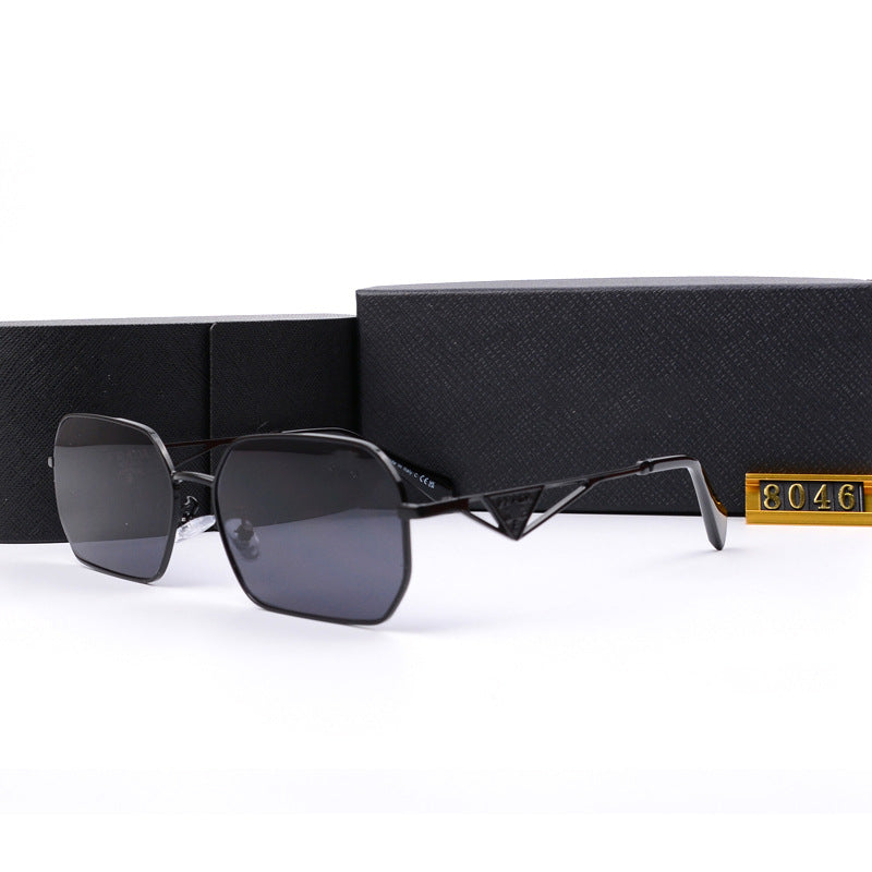 New Metal Sunglasses for Men and Women Classic Elegant Versatile Sunglasses Travel UV Protection Double Bridge Sunglasses Hot