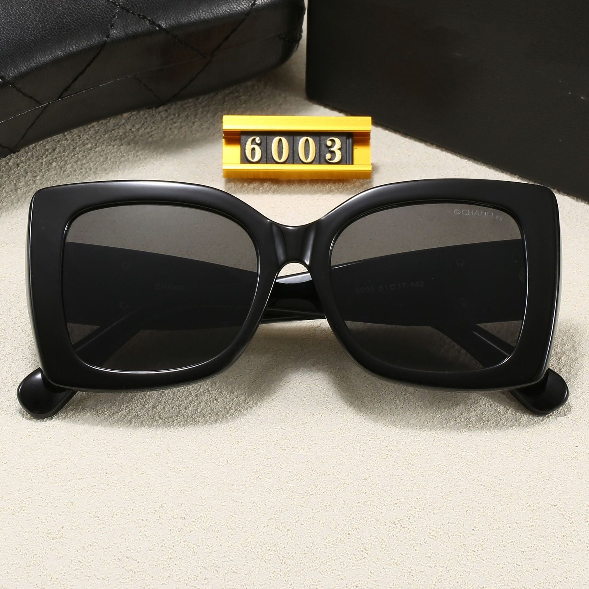 Xiaoxiangjia Large Frame Fashion European and American Trend Sunglasses Unisex Rectangular Retro Style sunglasses