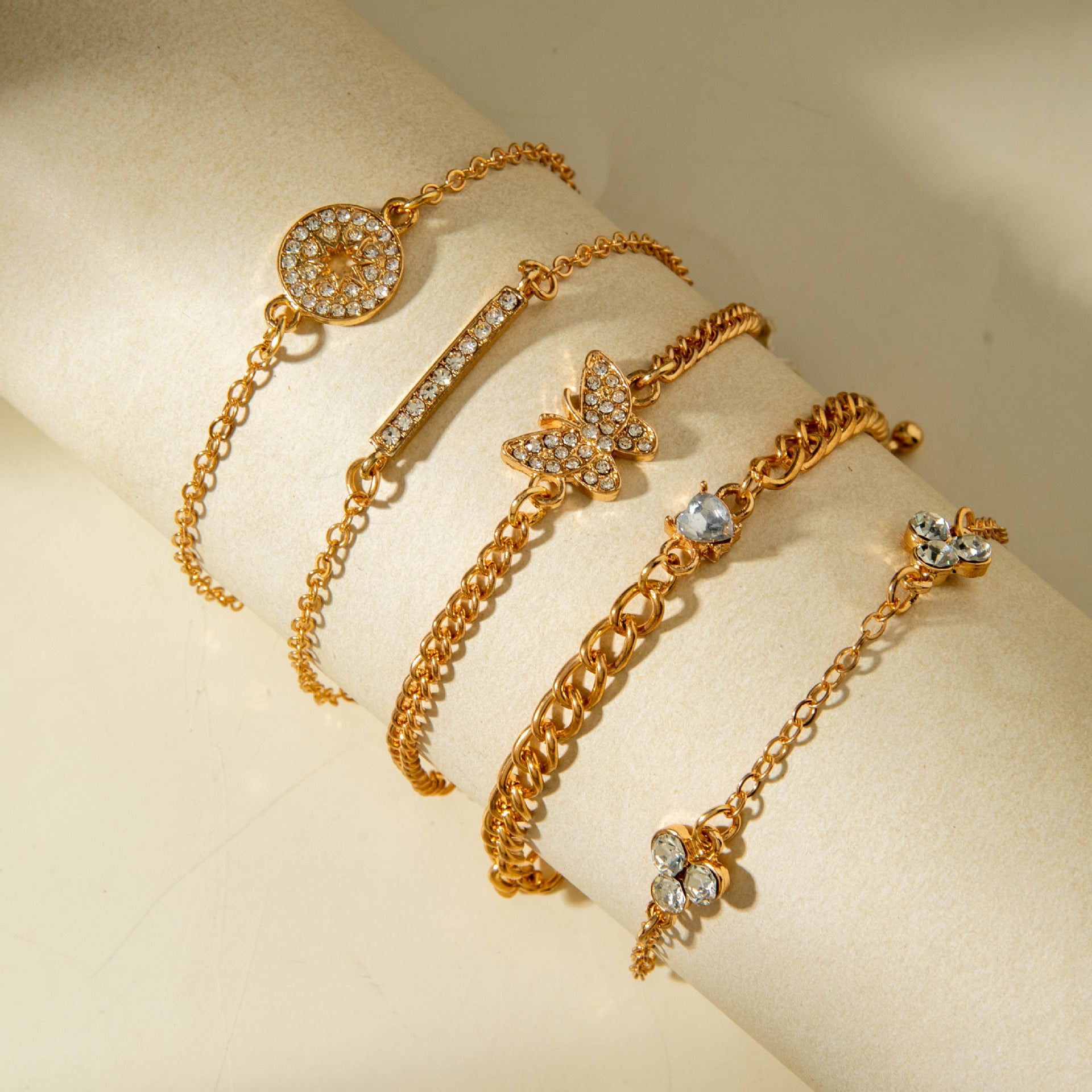 European and American Light Luxury Accessories Heart-shaped Leaf Inlaid Diamond Four-layer Bracelet Butterfly Knot Open Bracelet Set for Women