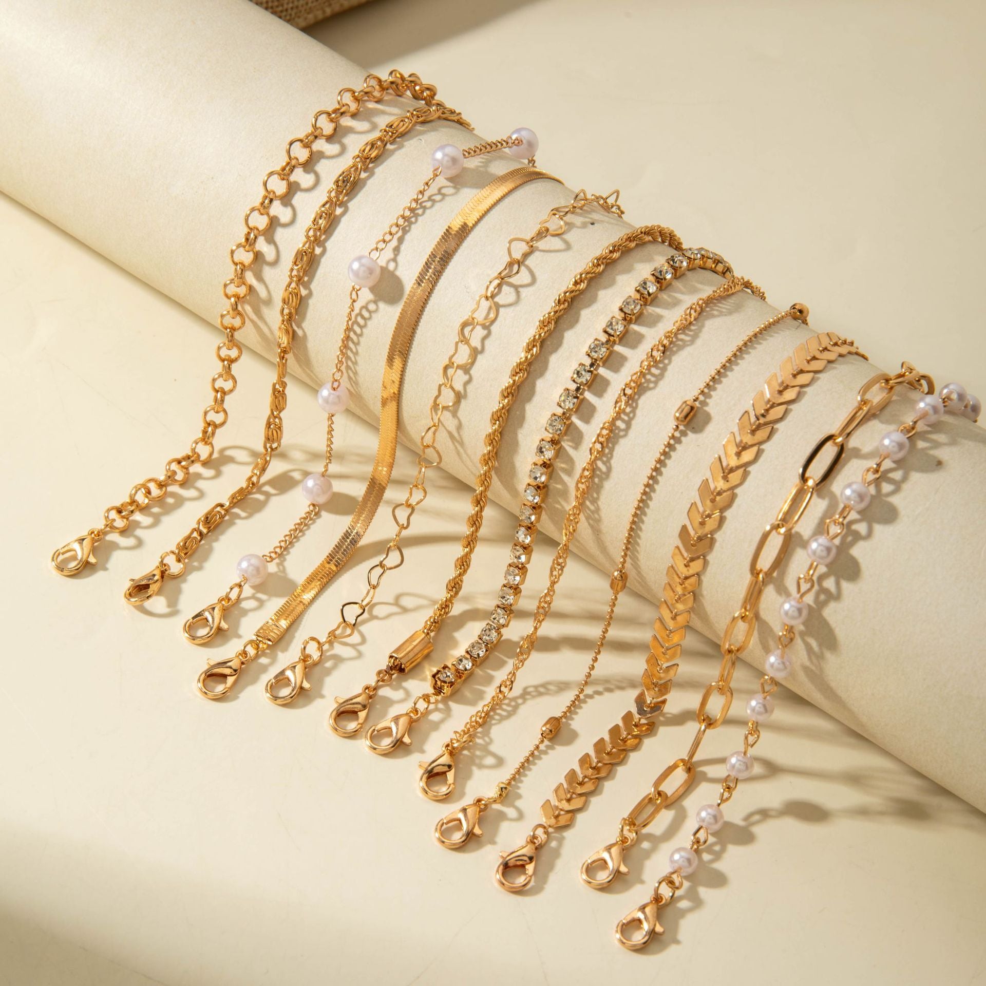 Fashionable Versatile Bracelet with Rhinestones and Imitation Pearl Set Ornament Wholesale Bracelets