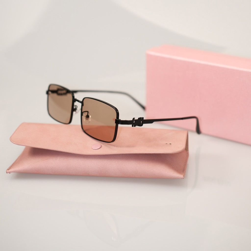 New Sunglasses High Fashion Sunglasses Metal Men and Women Trendy Sunglasses Outdoor Driving UV8050