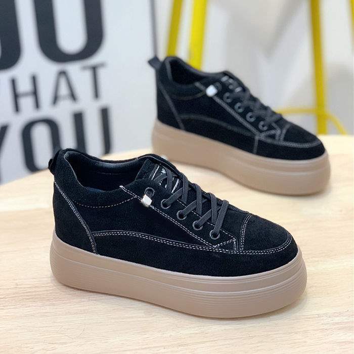 New Spring Thick-Soled Height-Increasing Women's Shoes, Versatile Black Platform Casual Shoes for Winter