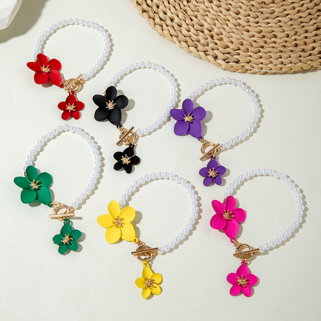 European and American Fashion Simple Alloy Flower Pendant Pearl Necklace  Elegant and versatile OT Buckle Design Sense Accessories