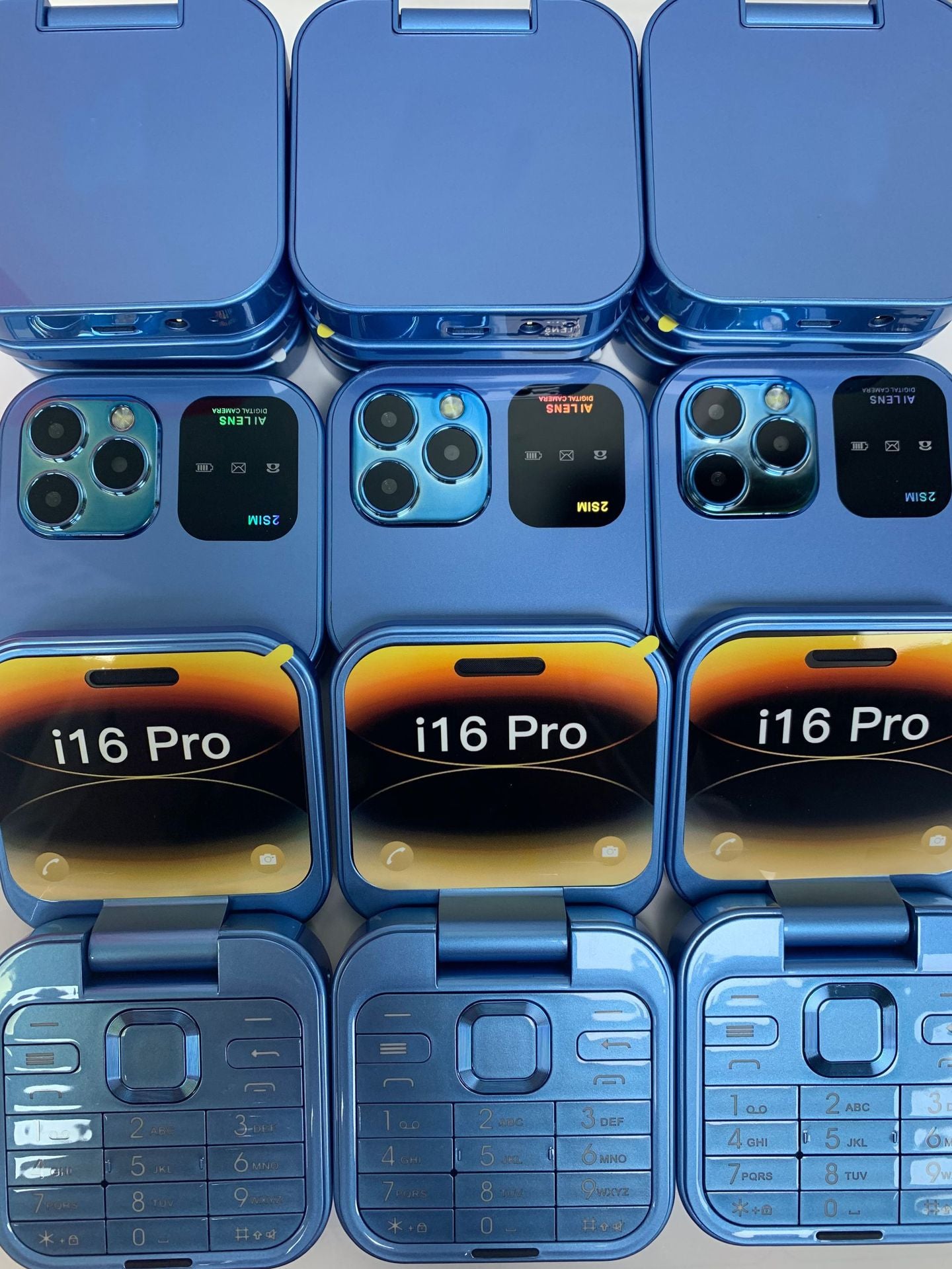 Mini Foldable Feature Phone Flip Cover Elderly Button Phone Pocket Women's Personalized Phone Backup Phone