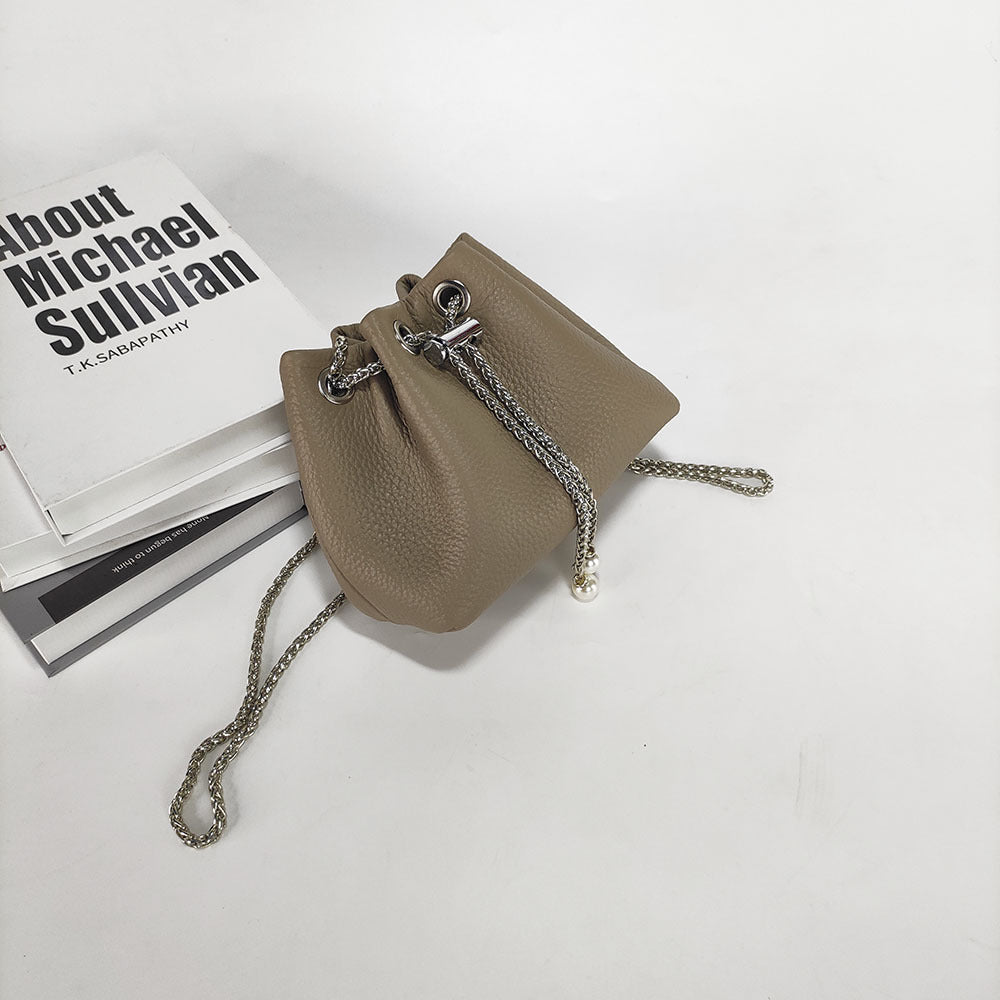 Niche Genuine Leather Bucket Bag for Women2024New Mini Small Bag Top Layer Cowhide Autumn Chain Shoulder Crossbody Bag