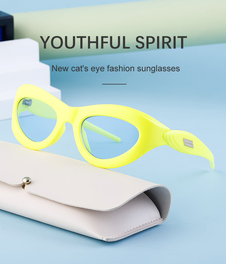 European and American Millennium Y2K Cat Eye Sunglasses Women's Cycling Windproof Sunglasses Women's Glasses Wholesale sunglasses
