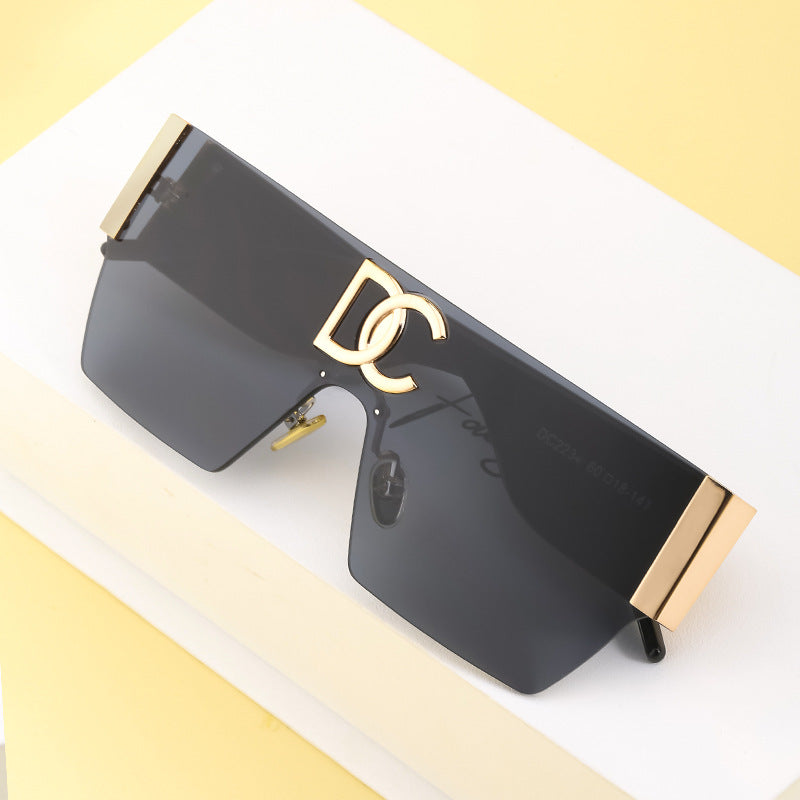 New Outdoor Cycling Sunglasses for Women, High-End Integrated Windproof Frameless Sports Sunglasses