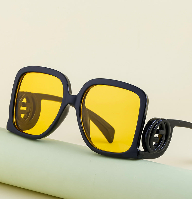 European and American fashion large frame sunglasses for women with a high-end feel INS Wind Sunglasses Sun Protection No Makeup Glasses Square Frame sunglasse