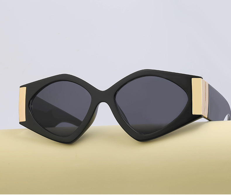 European and American style sunglasses for women trendy high-end feel ins Trendy Fashion Sunglasses for Women Wholesale sunglasses