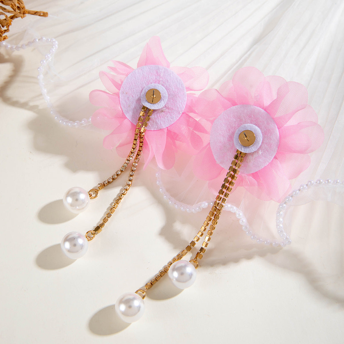 European and American Style Exaggerated Imitation Pearl Tassel Flower Earrings Fresh and Elegant Temperament Earrings for Women