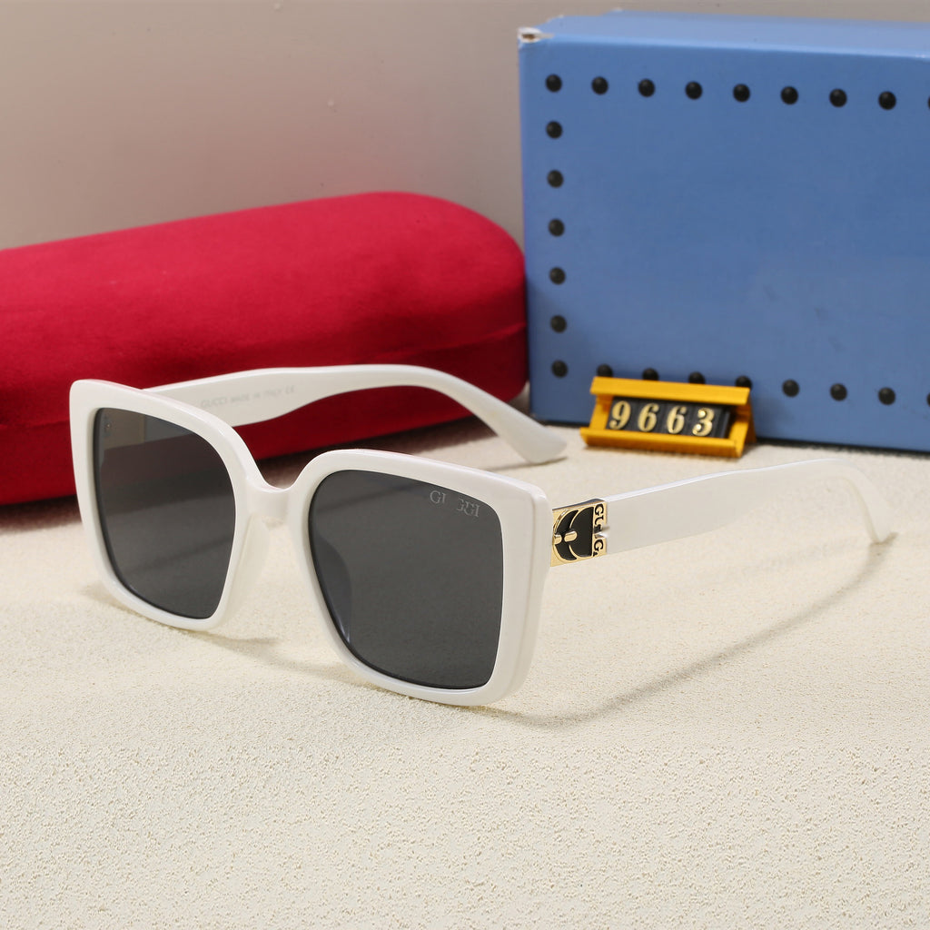 2025New Korean Style Unisex Square Sunglasses Travel Small Frame Sunglasses Internet Celebrity Fashion Personality High-end Glasses