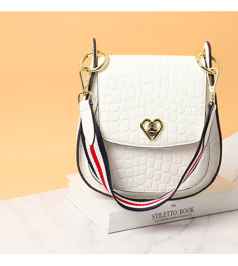 Autumn Winter New Korean Version Crocodile Pattern Saddle Bag Single Shoulder Crossbody Women's Bag Trendy Fashionable Personality Versatile Handbag for Women