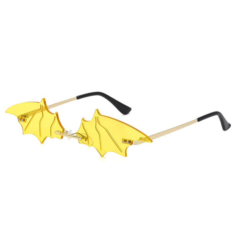 Bat Sunglasses for Women, Quirky Party Trendy Street Style Sunglasses, Small Frame European and American Fashion Irregular Glasses sunglasses