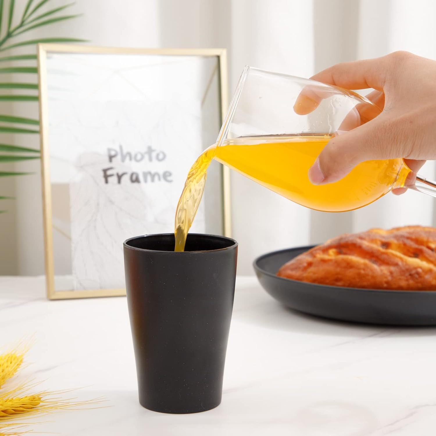 Hot selling pure black tableware set PP Dinner plate, water cup, essential cookware for outdoor camping16Set of bowls, cups, and plates