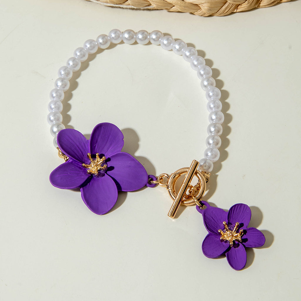 European and American Fashion Simple Alloy Flower Pendant Pearl Necklace  Elegant and versatile OT Buckle Design Sense Accessories