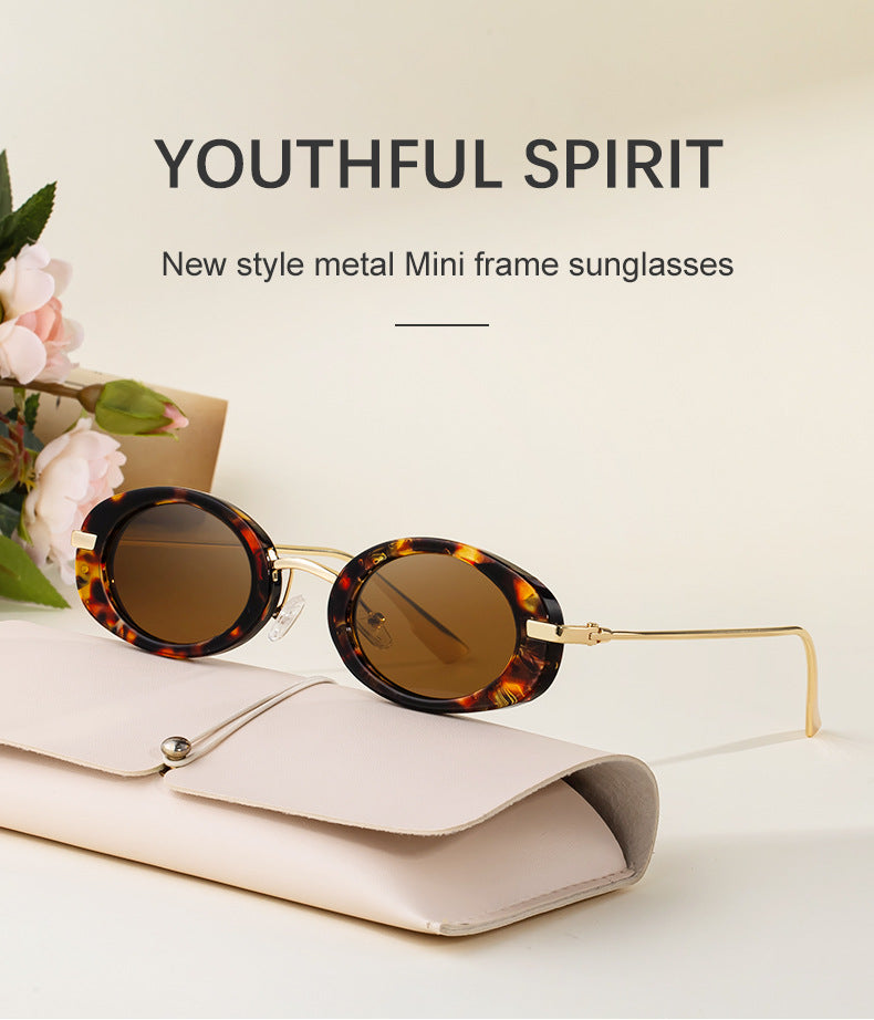 2025New European and American Fashion Oval Small Frame Sunglasses for Women, Trendy Personality Sun Protection Sunglasses Wholesale