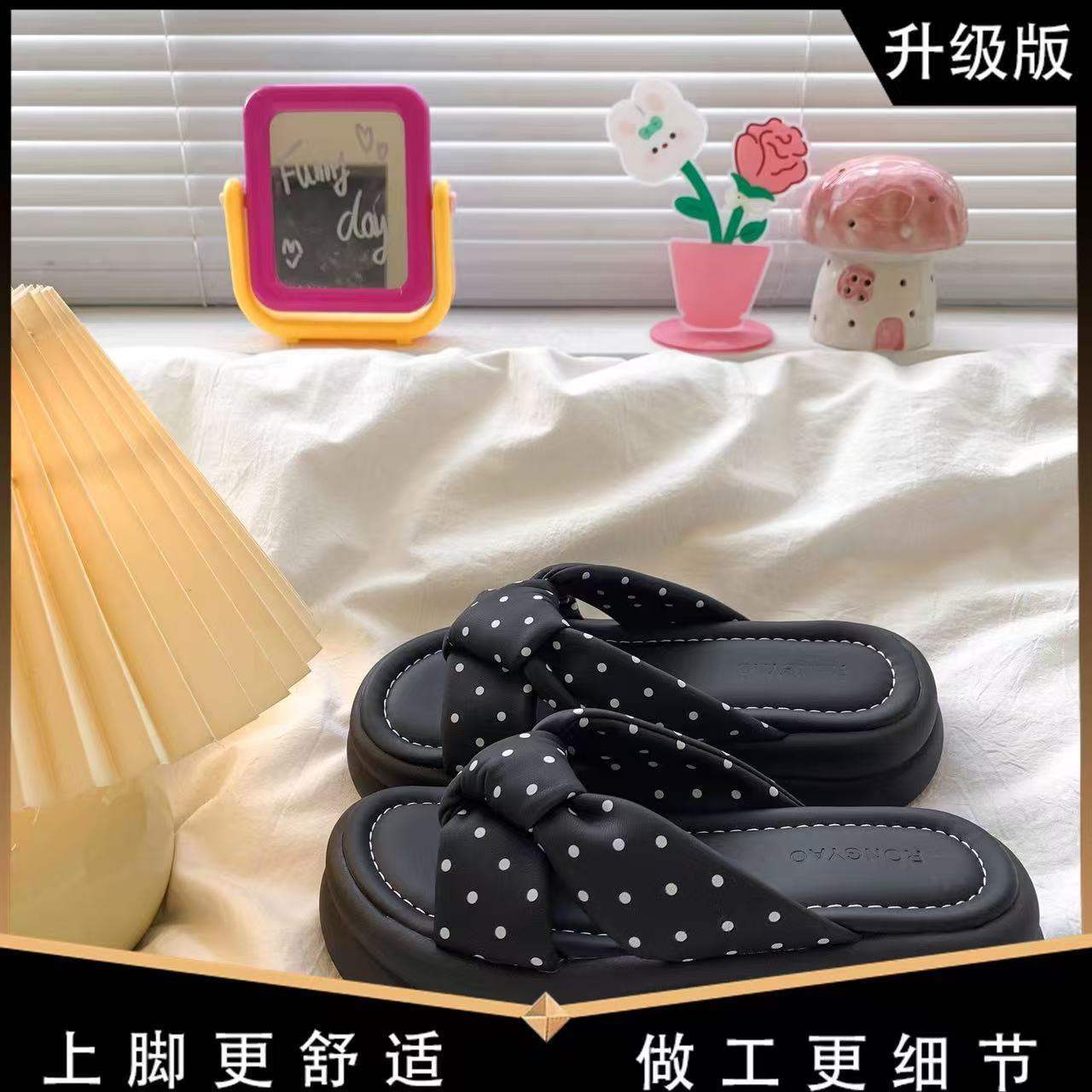 Women's Summer Thick-Soled Slippers for Outdoor Wear2025New Style Fairy Style Fashion One-Strap Sandals to Match Dresses