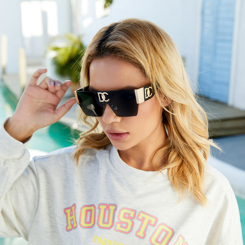 New Outdoor Cycling Sunglasses for Women, High-End Integrated Windproof Frameless Sports Sunglasses