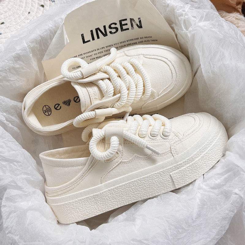 Women's Canvas Shoes with Heel Step and Half Slipper Design2025Summer New Niche Original Versatile White Sneakers to Match Dresses Women's Shoes