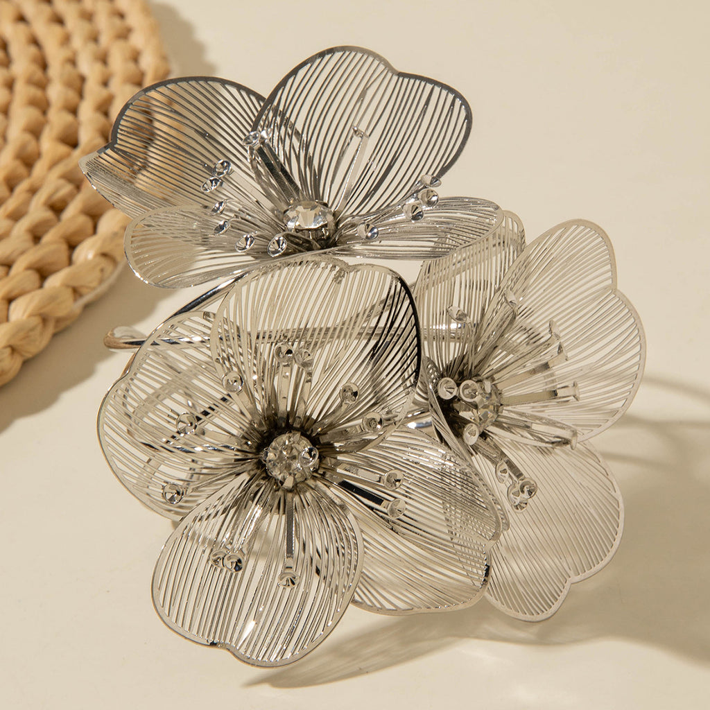 European and American Niche Ginkgo Leaf Tassel Necklace Design Sense Retro Pull-out Imitation Pearl Choker Jewelry choker