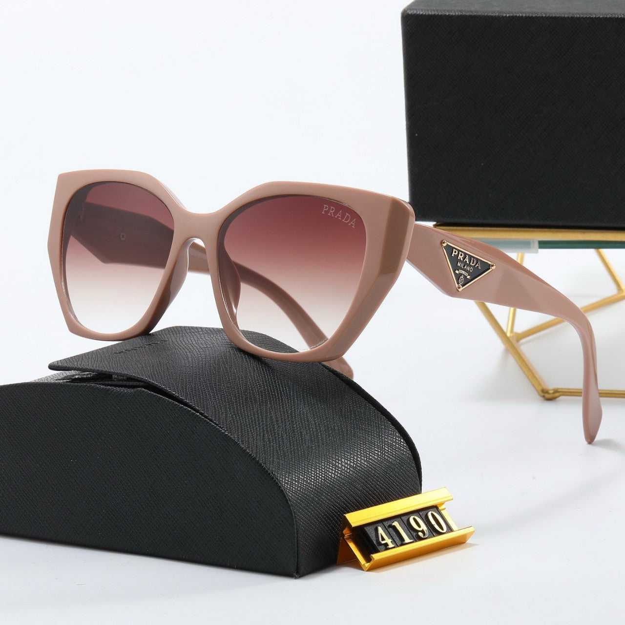 New P Home Casual Anti-UV Sunglasses Women Oval Large Frame Glasses Hot Style Sunglasses Men Luxury