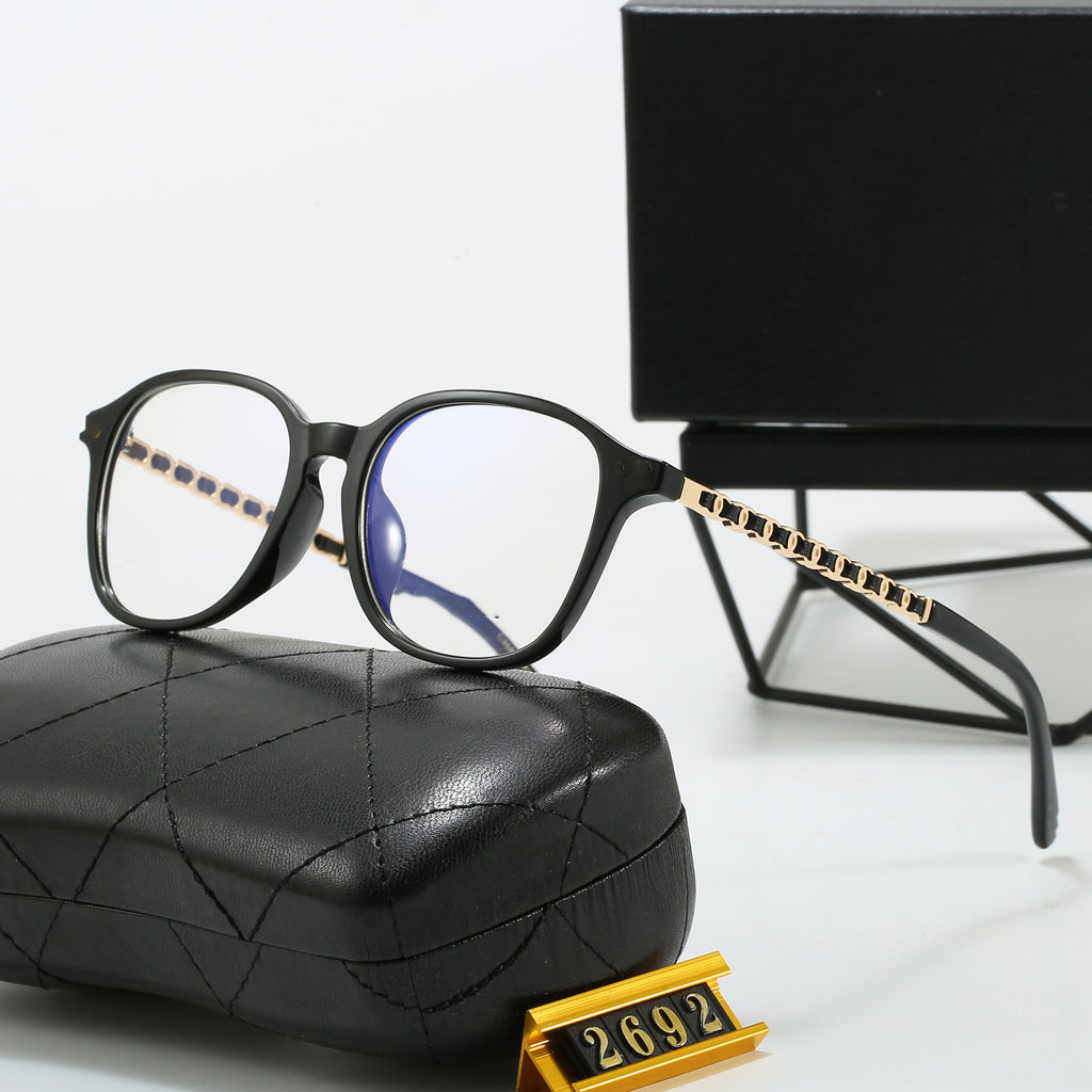 CH2692Xiaoxiang Internet Celebrity Style Woven Chain Large Frame Glasses Slimming Black Frame No-Makeup Magic Can Be Paired with Prescription Lenses for Women