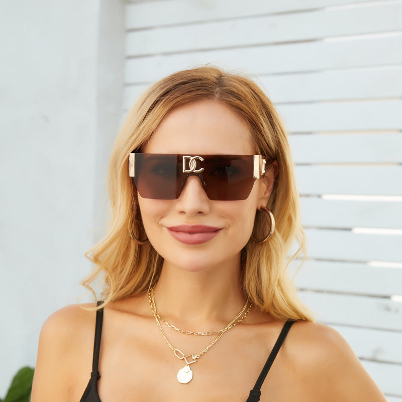 New Outdoor Cycling Sunglasses for Women, High-End Integrated Windproof Frameless Sports Sunglasses