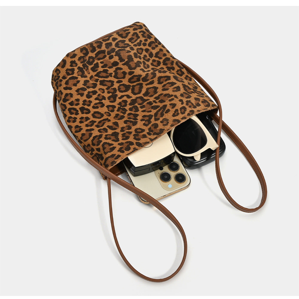 Leopard Print Genuine Leather Bucket Bag Niche Women's Bag Autumn Winter New Versatile High-end Soft Cowhide Single Shoulder Crossbody Bag