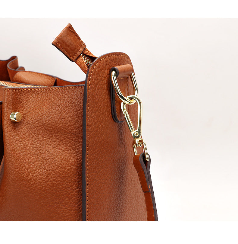 Spring and Autumn New European and American Fashion Trend Single Shoulder Bag Personality Versatile Elegant Large Capacity Crossbody Handbag for Women Manufacturer