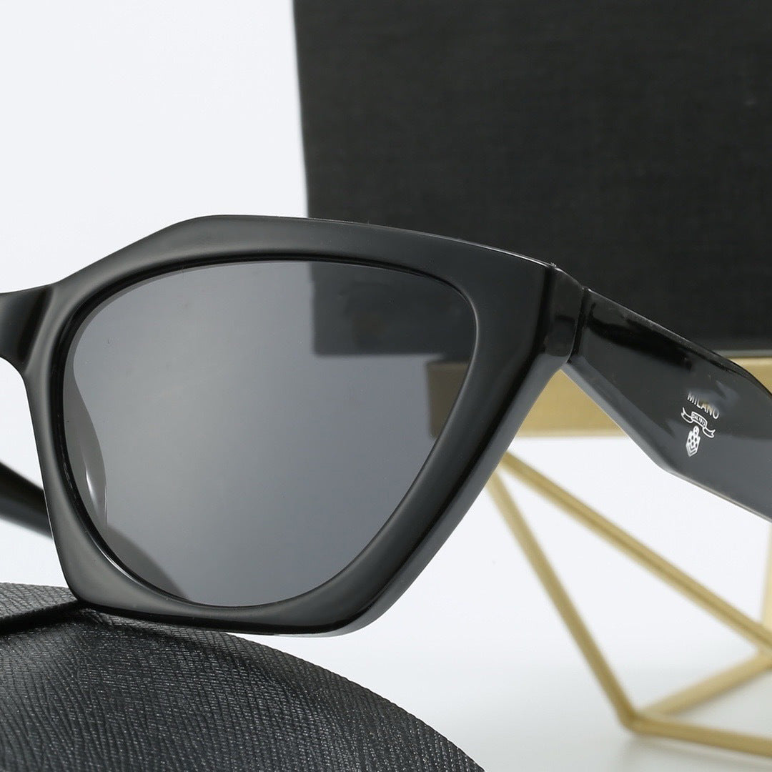 European and American Retro New Sunglasses Popular Internet Celebrity Men and Women Big Brand Sunglasses Square Frame Driving Glasses