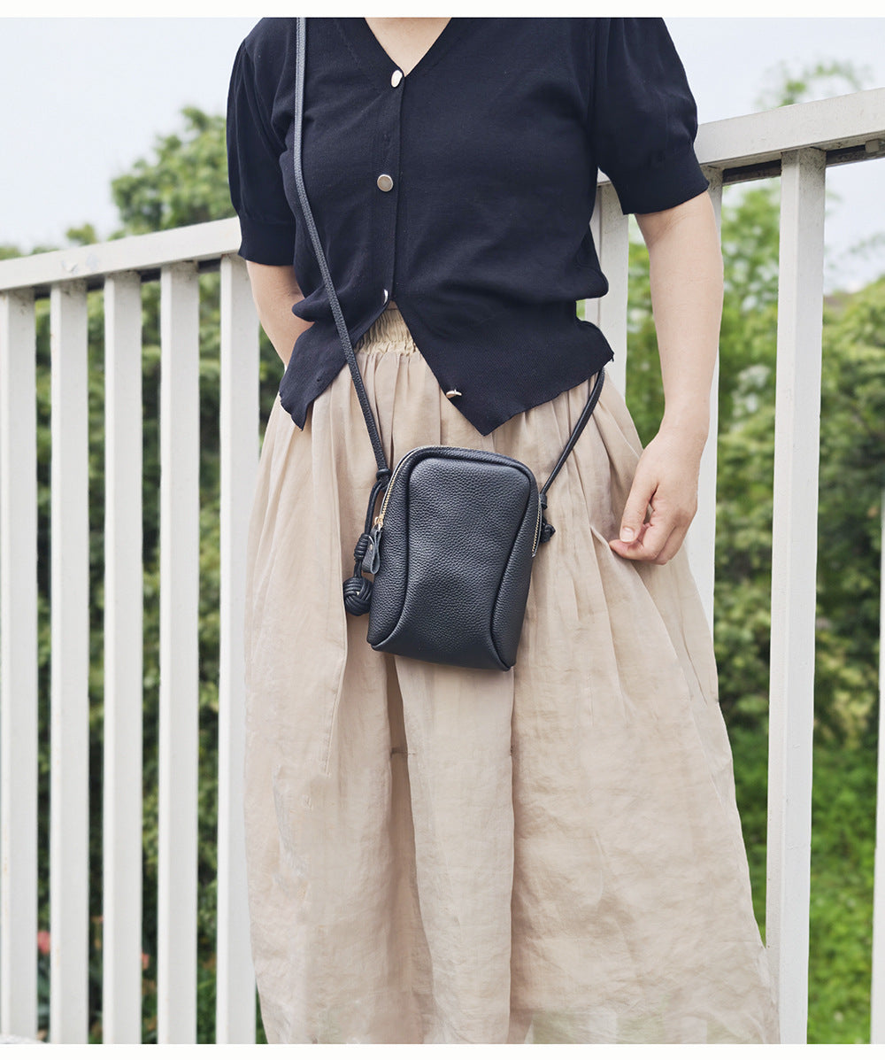 Niche Genuine Leather Phone Bag for Women2025Korean Style Fashion Versatile Lightweight Woven Ball Small Crossbody Bag