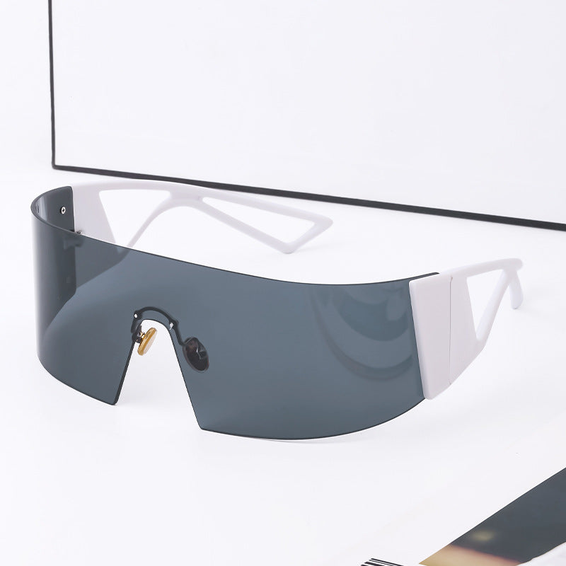 Outdoor Sports Cycling Glasses for Women, Colorful Integrated Windproof Sunglasses, Trendy European and American Style, Large Frame Sunshade and Sun Protection Sunglasses