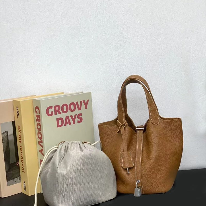 Women's Basket Bag2025New High-End First Layer Cowhide Bucket Bag Casual Handheld Women's Tote Bag Trendy
